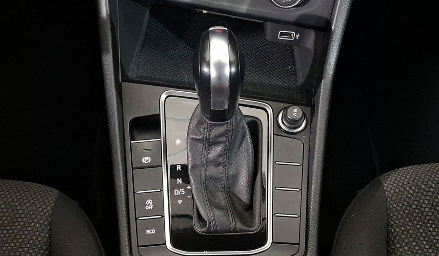Volkswagen Jetta 1.4 COMFORTLINE AUTO Sedan 2019