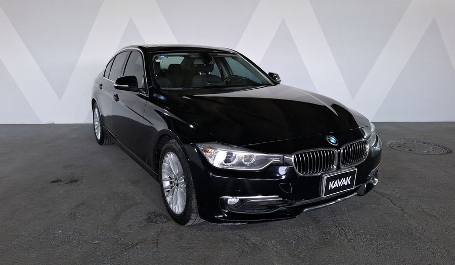 Bmw Serie 3 2.0 320IA LUXURY LINE Sedan 2015