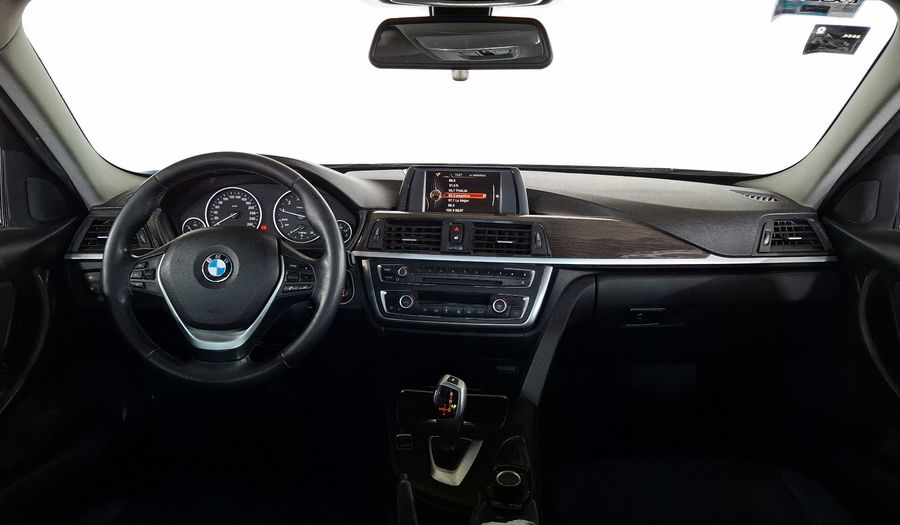 Bmw Serie 3 2.0 320IA LUXURY LINE Sedan 2015