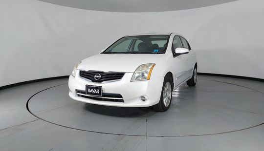 Nissan • Sentra