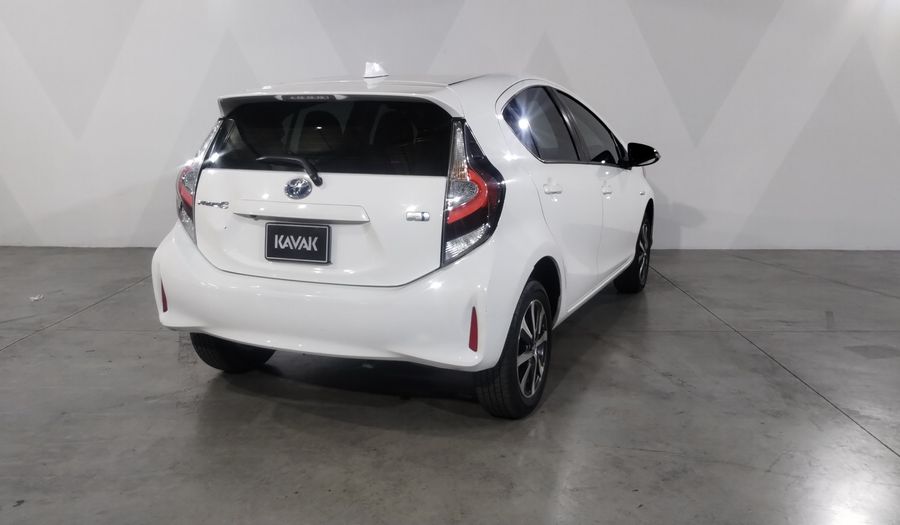 Toyota Prius C 1.5 HYBRID AUTO Hatchback 2018