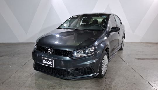 Volkswagen • Vento