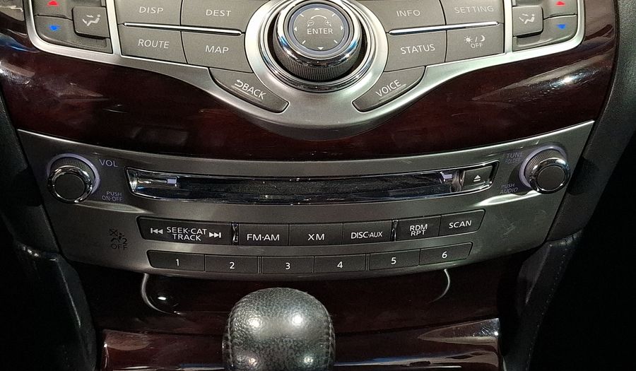 Infiniti Q70 3.7 SEDUCTION AT Sedan 2014