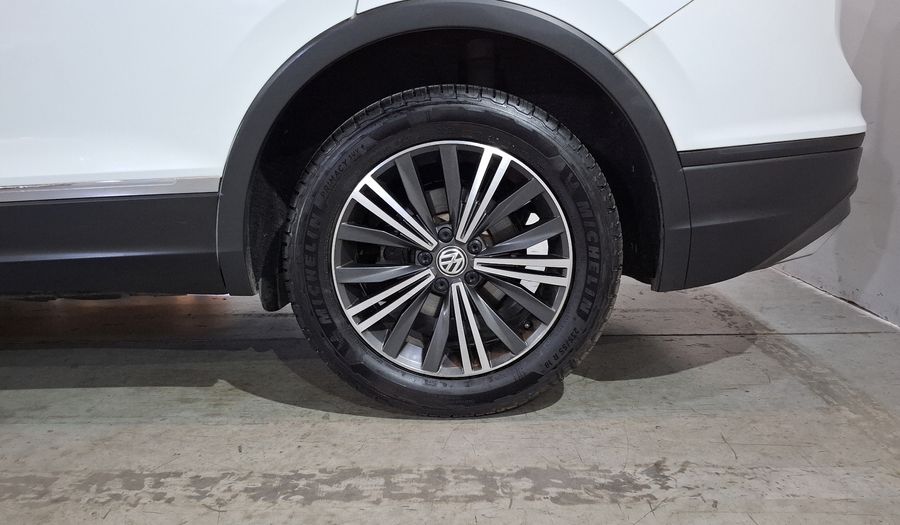 Volkswagen Tiguan 1.4 COMFORTLINE PIEL DCT Suv 2019