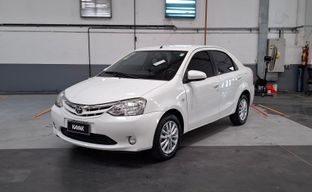 Toyota • Etios