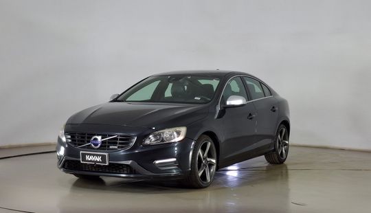 Volvo • S60