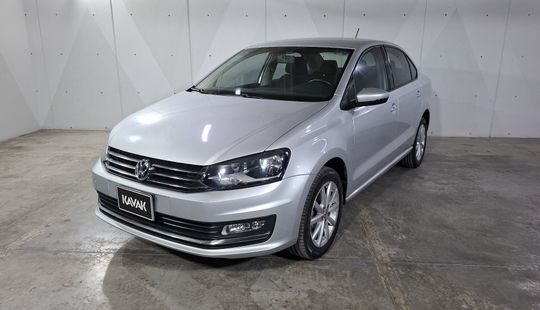 Volkswagen • Vento