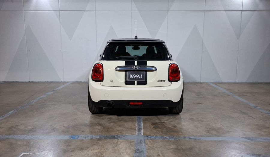 Mini Cooper 1.5 COOPER CHILI AT Hatchback 2016