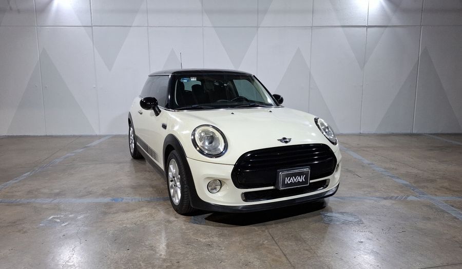 Mini Cooper 1.5 COOPER CHILI AT Hatchback 2016