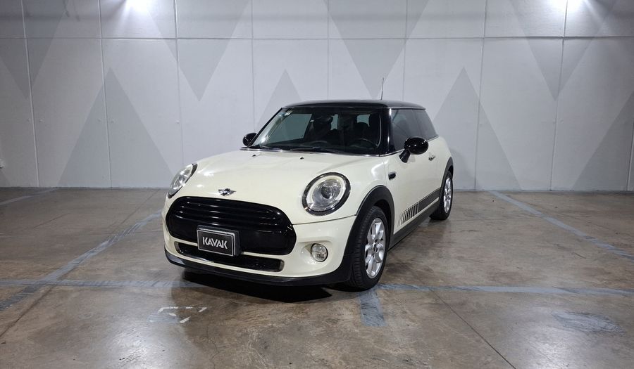 Mini Cooper 1.5 COOPER CHILI AT Hatchback 2016