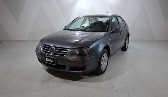 Volkswagen • Jetta Clasico