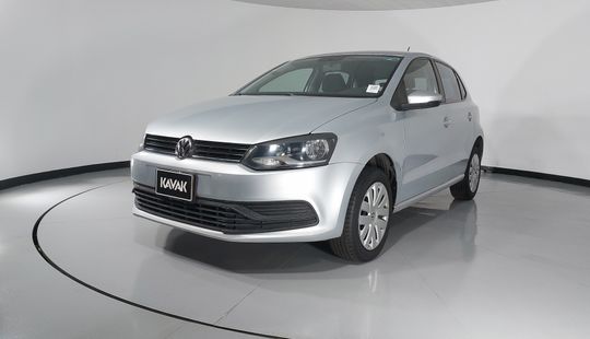 Volkswagen • Polo