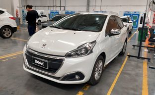 Peugeot • 208