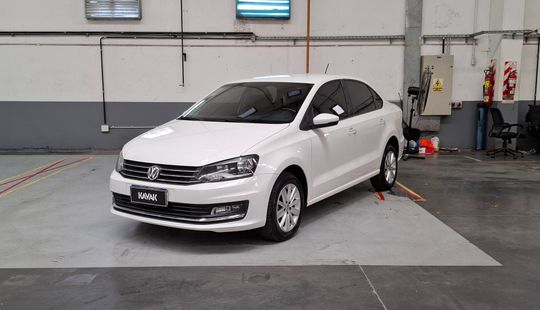 Volkswagen Polo 1.6 COMFORTLINE TIPTRONIC-2017