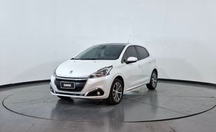 Peugeot • 208