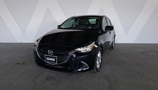 Mazda • Mazda 2