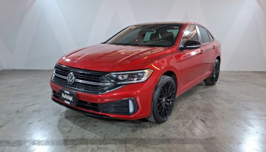 Volkswagen • Jetta