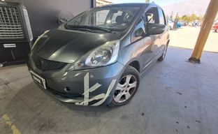 Honda • Fit