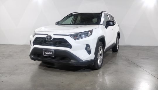 Toyota • RAV4