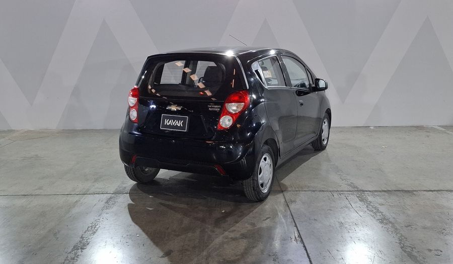 Chevrolet Spark Classic 1.2 LT B MT Hatchback 2017
