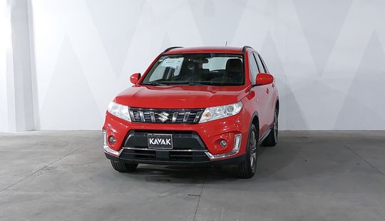 Suzuki • Vitara