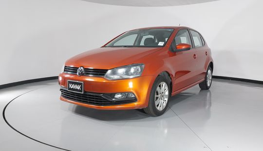 Volkswagen • Polo