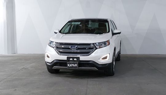 Ford • Edge