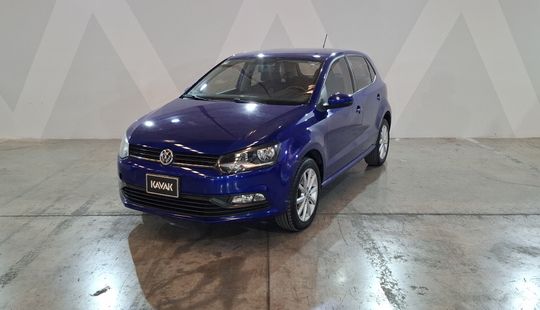 Volkswagen • Polo