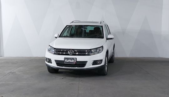 Volkswagen • Tiguan