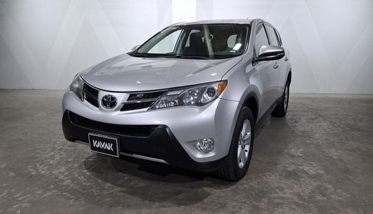 Toyota • RAV4