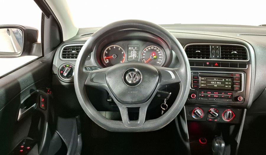 Volkswagen Polo 1.6 TIPTRONIC Hatchback 2015