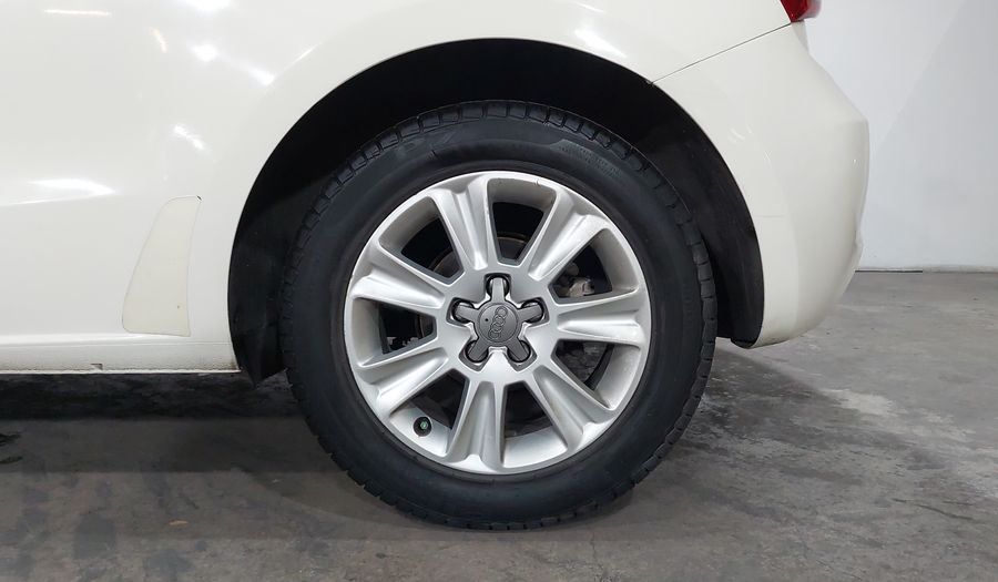 Audi A1 1.4 TFSI COOL S TRONIC Hatchback 2015