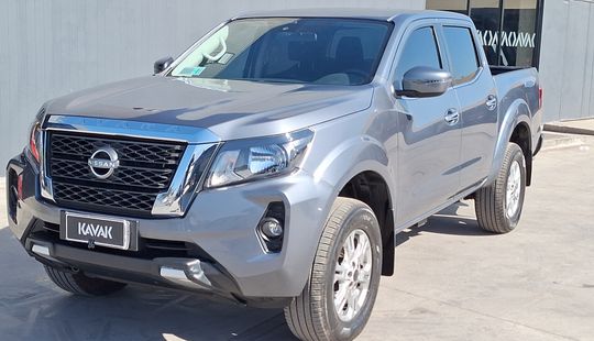 Nissan • Navara