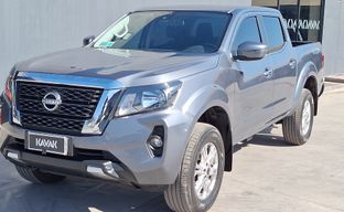 Nissan • Navara