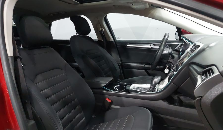 Ford Fusion 2.5 SE I4 NAV MR AT Sedan 2014