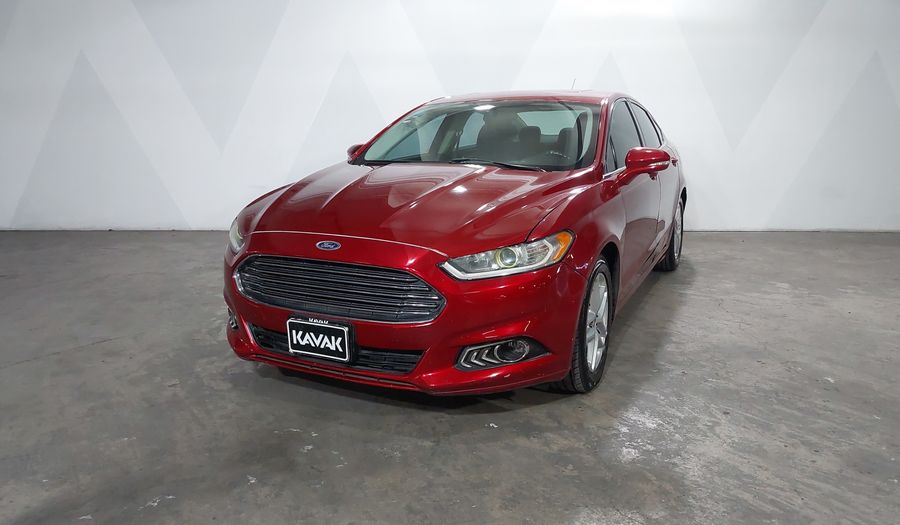 Ford Fusion 2.5 SE I4 NAV MR AT Sedan 2014