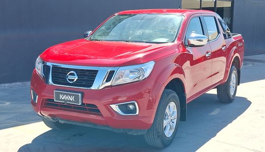 Nissan • Navara