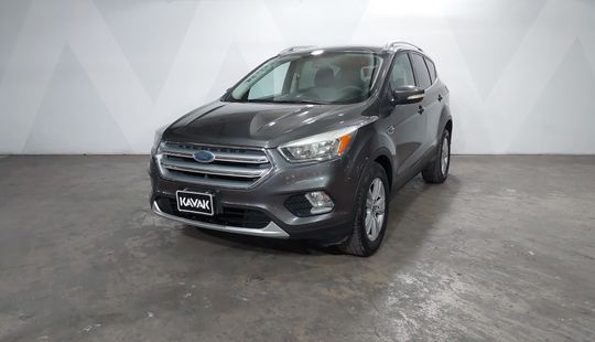 Ford • Escape