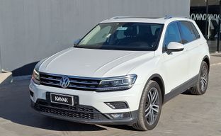 Volkswagen • Tiguan