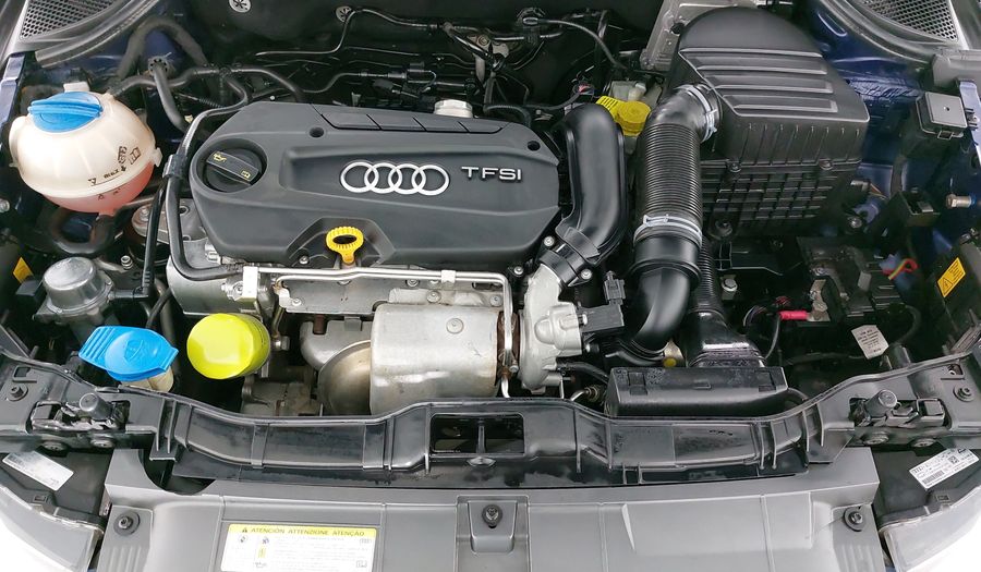 Audi A1 1.4 TFSI EGO S TRONIC Hatchback 2015