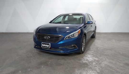 Hyundai • Sonata