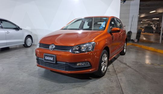 Volkswagen • Polo