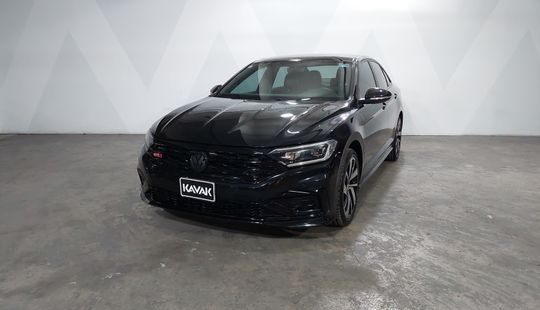 Volkswagen • Jetta