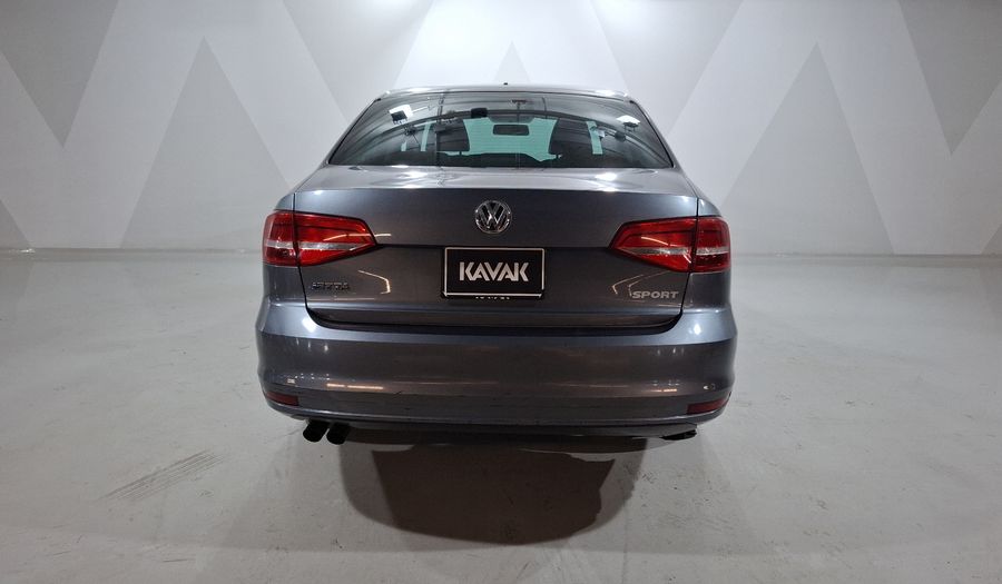 Volkswagen Jetta 2.5 SPORTLINE BOLSA PAQWELT TECHO TIP. Sedan 2015