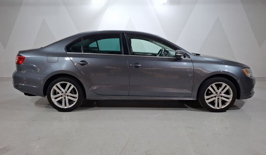 Volkswagen Jetta 2.5 SPORTLINE BOLSA PAQWELT TECHO TIP. Sedan 2015