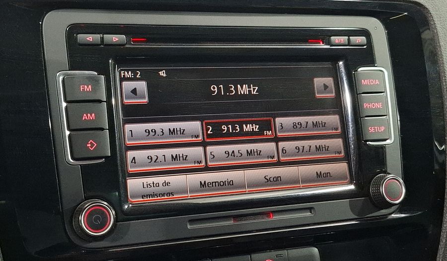 Volkswagen Jetta 2.5 SPORTLINE BOLSA PAQWELT TECHO TIP. Sedan 2015
