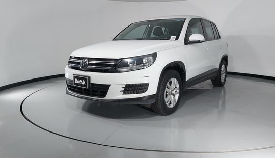 Volkswagen • Tiguan