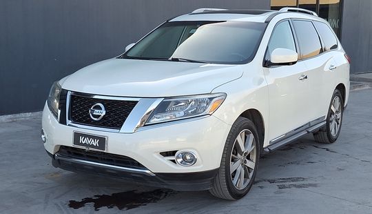 Nissan • Pathfinder