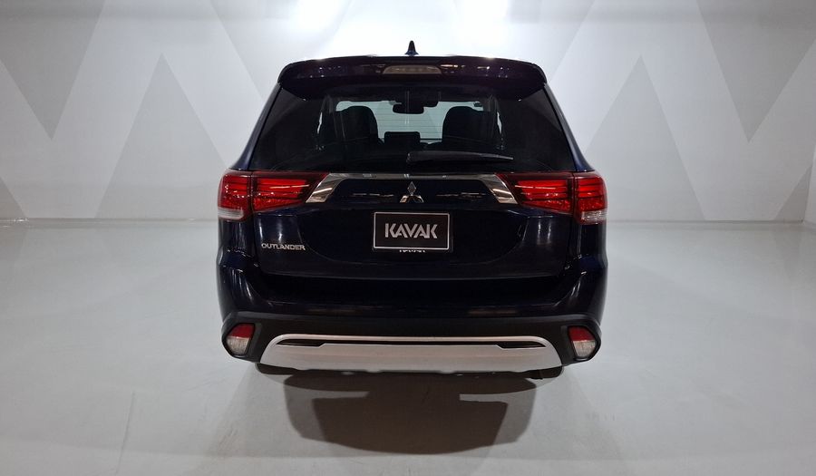 Mitsubishi Outlander 2.4 LIMITED CVT Suv 2020