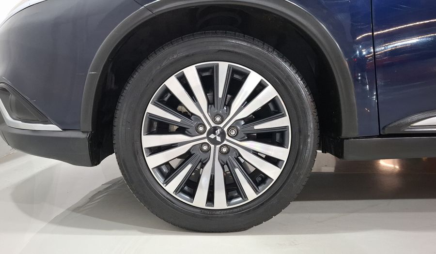 Mitsubishi Outlander 2.4 LIMITED CVT Suv 2020